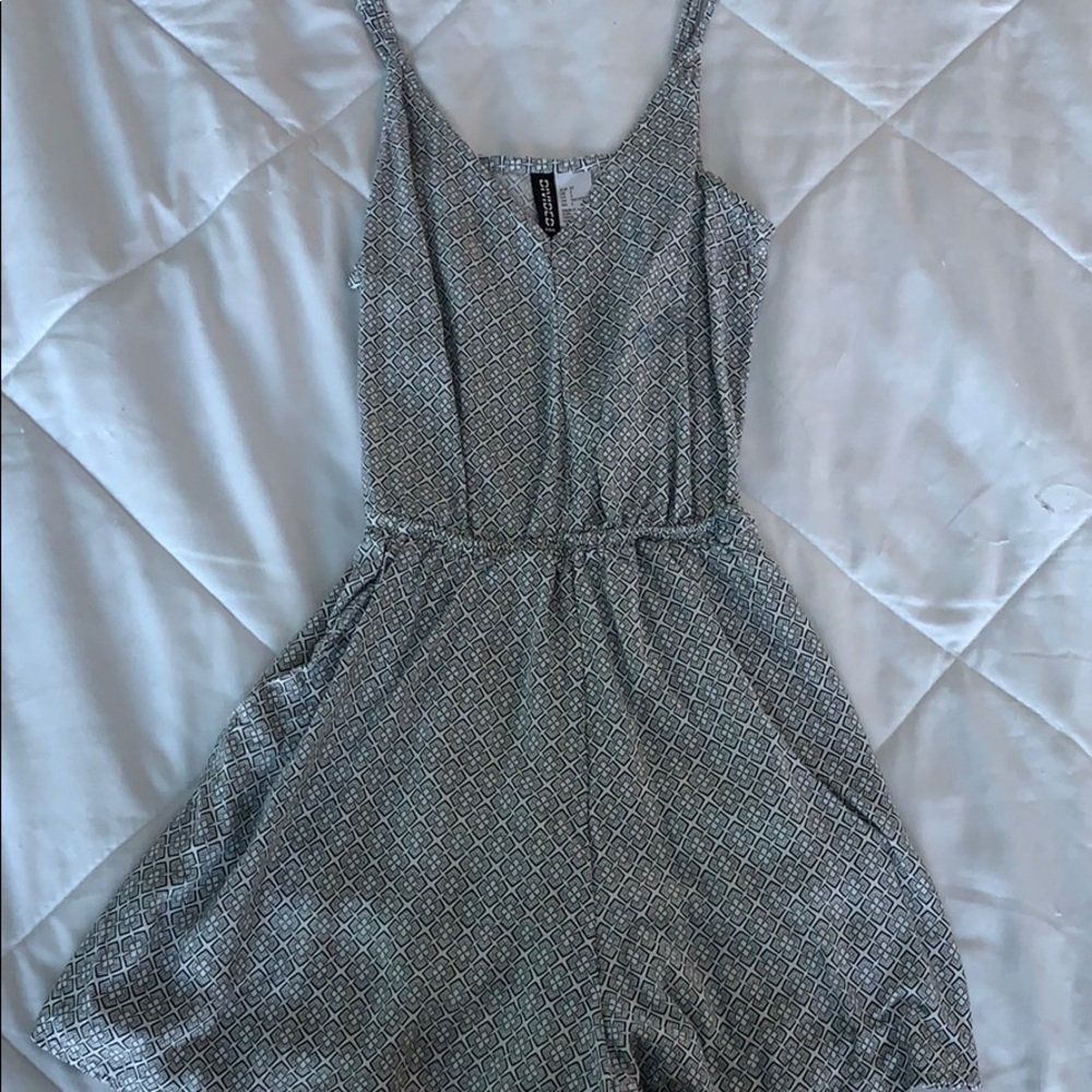 Super flowy romper
